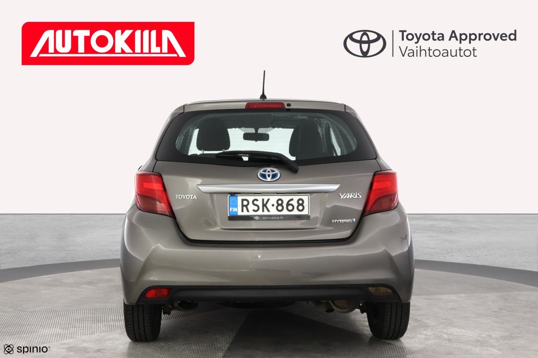 TOYOTA YARIS 2016
