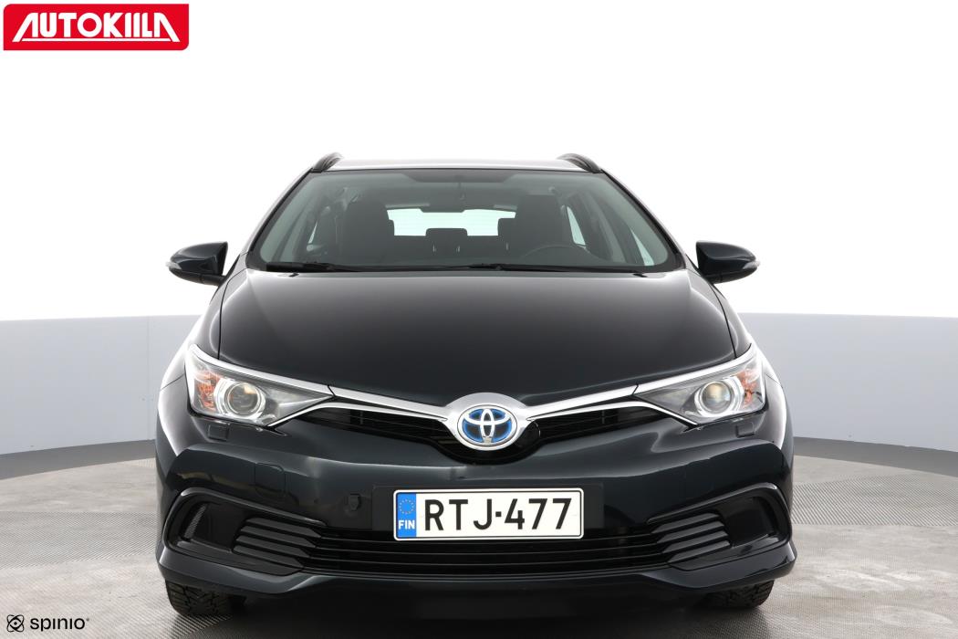 TOYOTA AURIS 2017