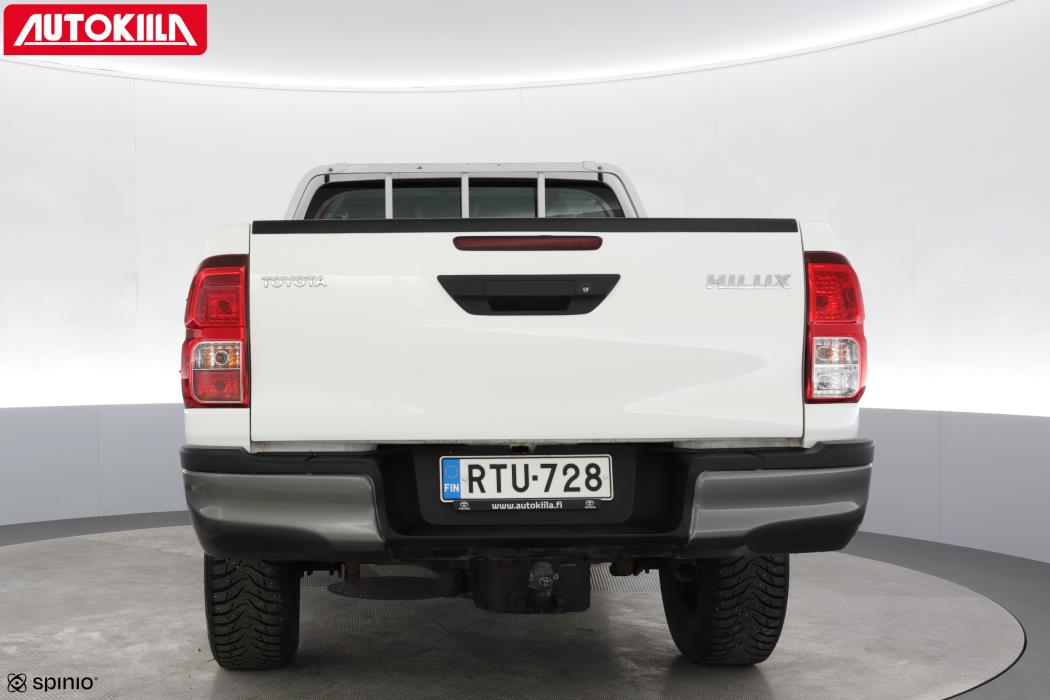 TOYOTA HILUX 2019