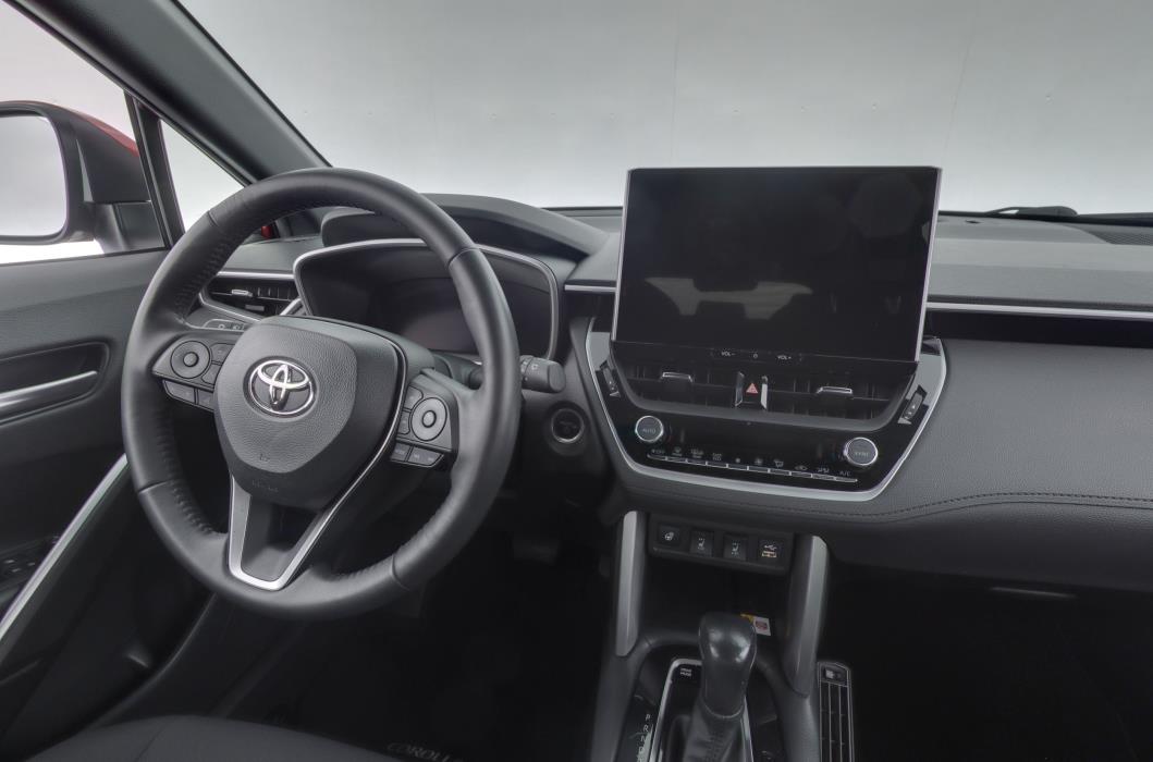 TOYOTA Corolla Cross 2023