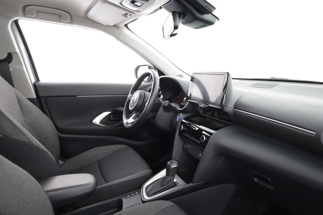 TOYOTA Yaris Cross 2024