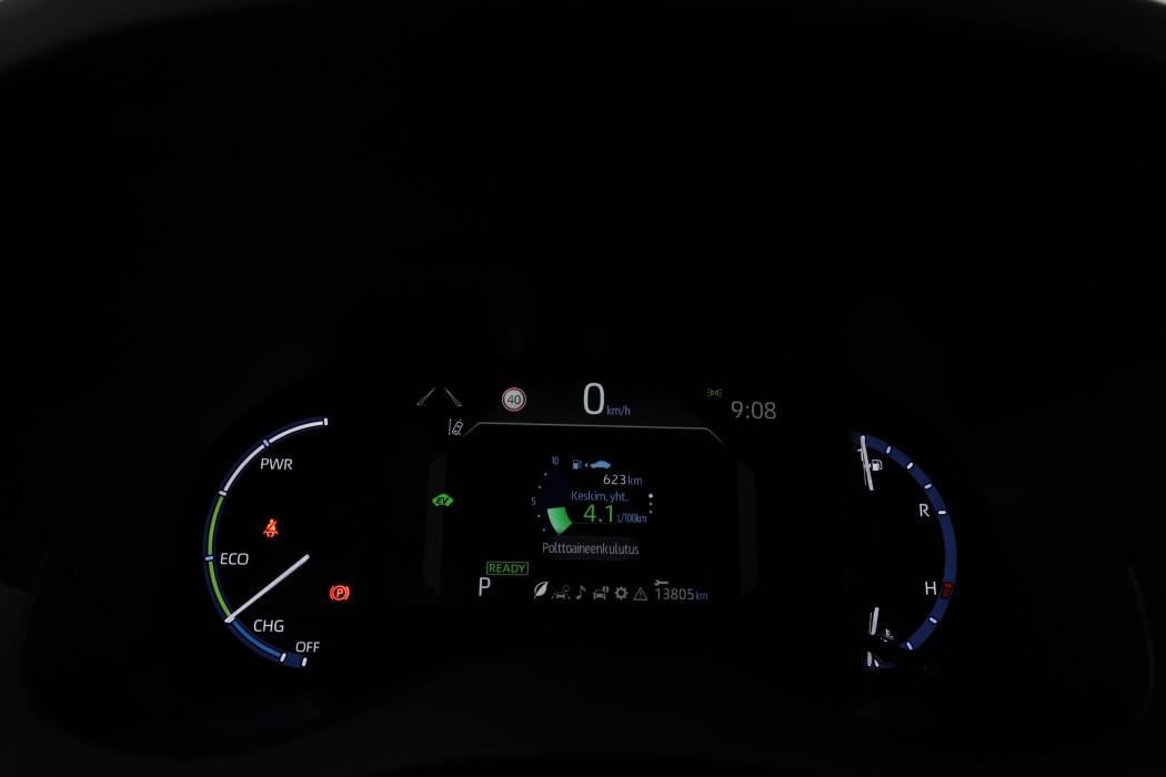 TOYOTA Yaris Cross 2024