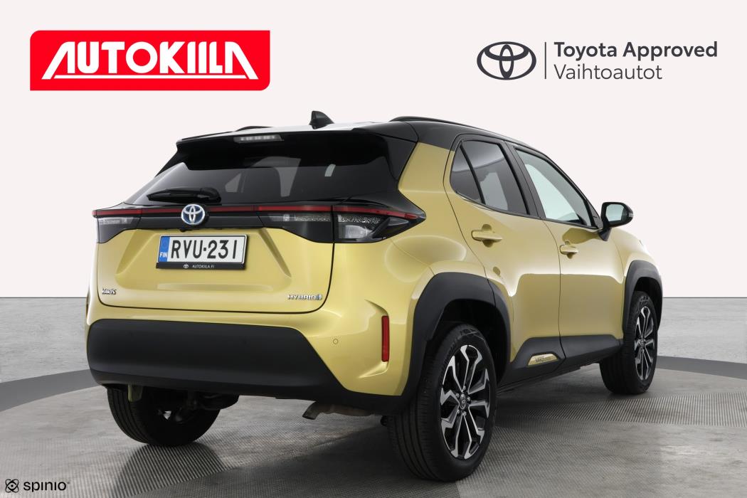 TOYOTA Yaris Cross 2024