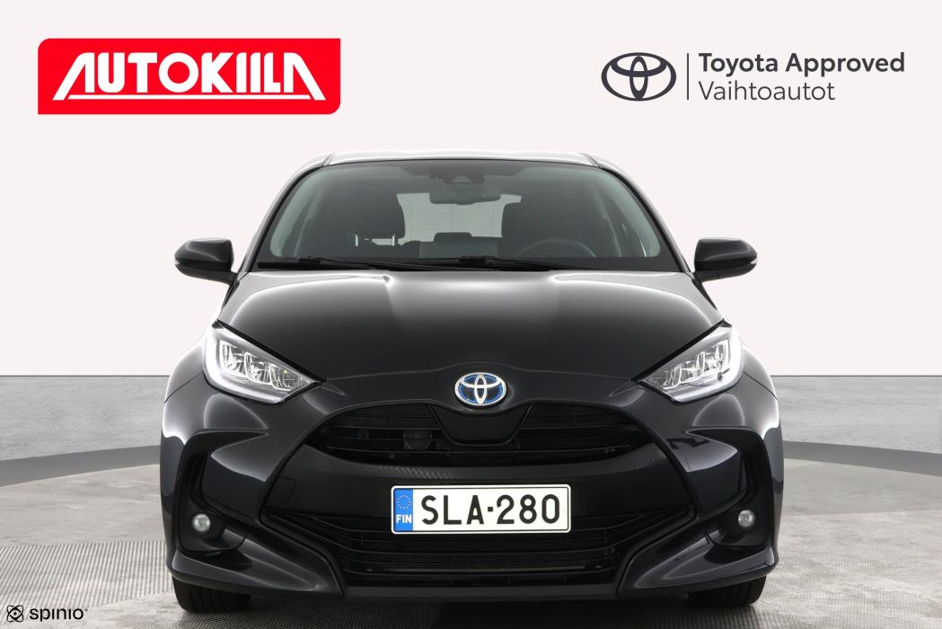 TOYOTA YARIS 2024