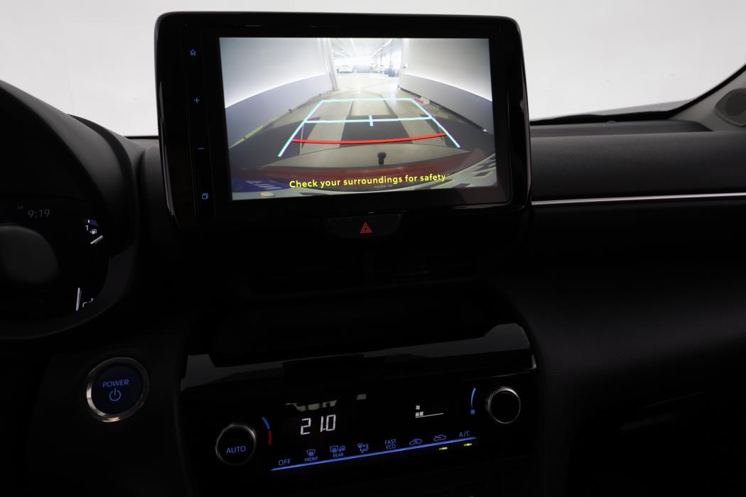TOYOTA Yaris Cross 2024