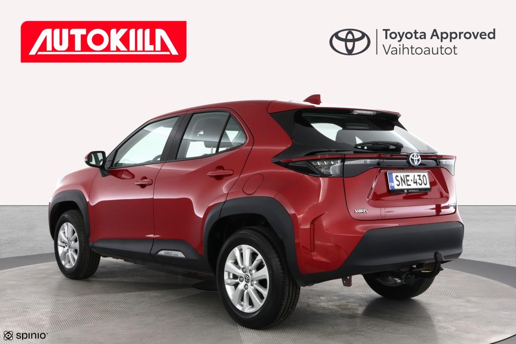 TOYOTA Yaris Cross 2024