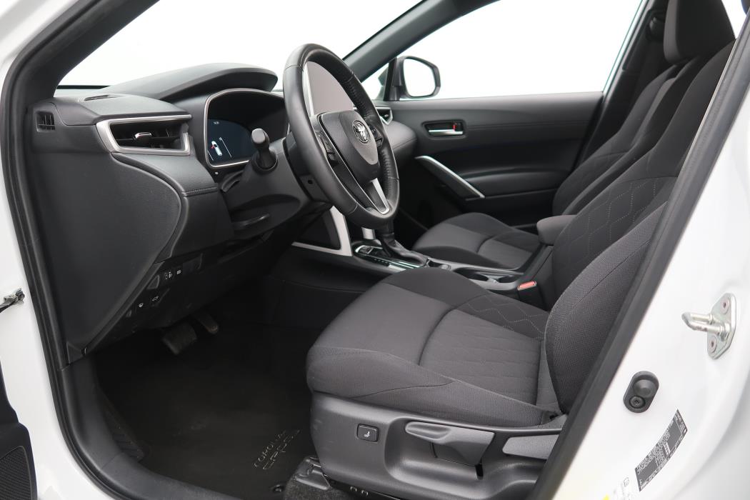 TOYOTA Corolla Cross 2024