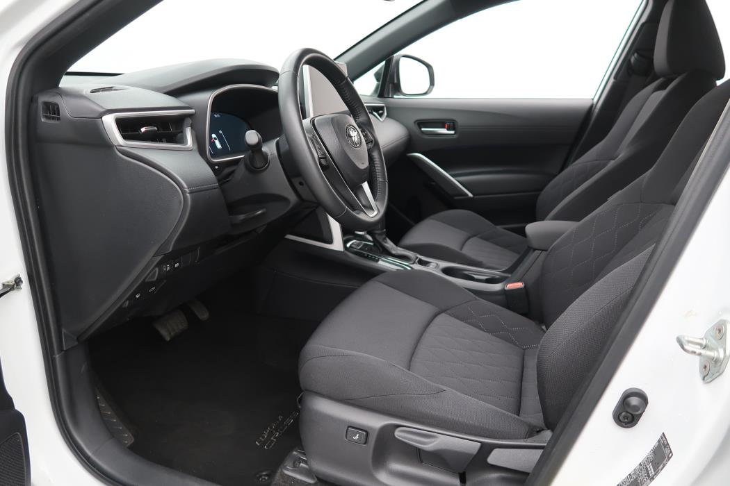 TOYOTA Corolla Cross 2024