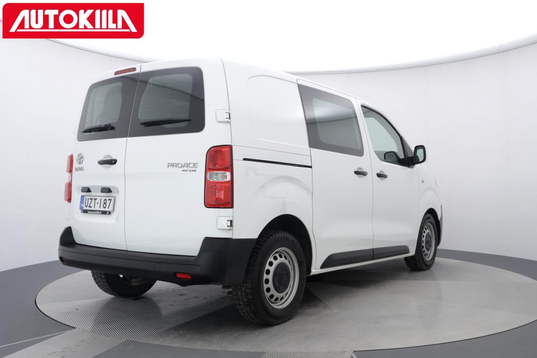 TOYOTA Proace 2017