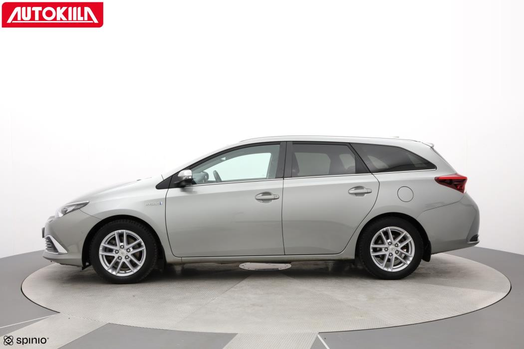 TOYOTA AURIS 2018