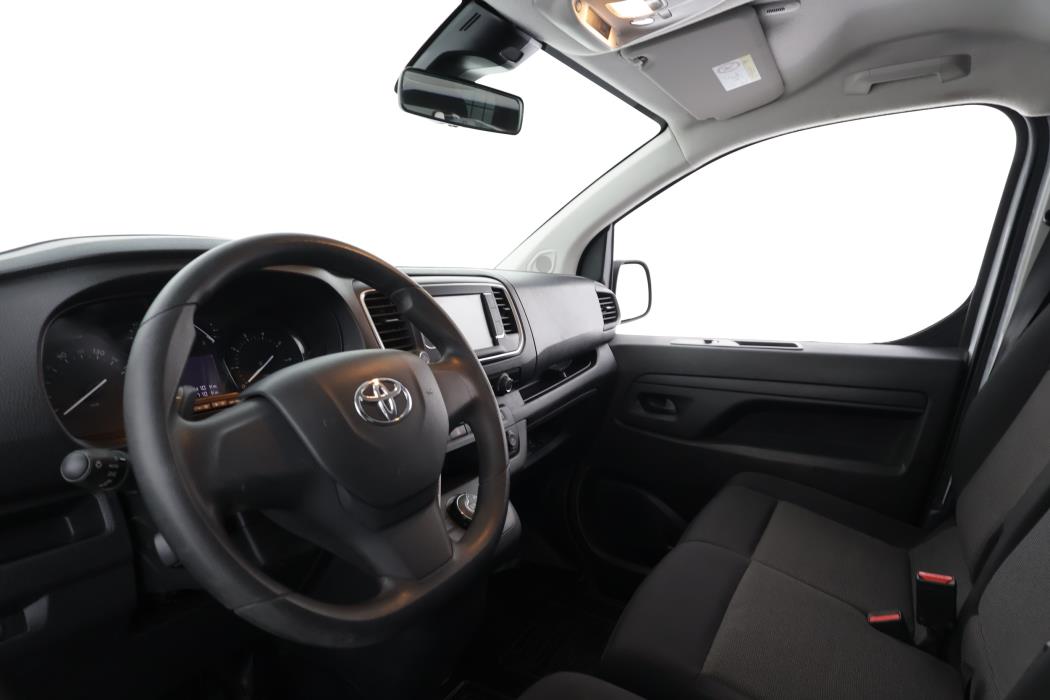 TOYOTA Proace 2023