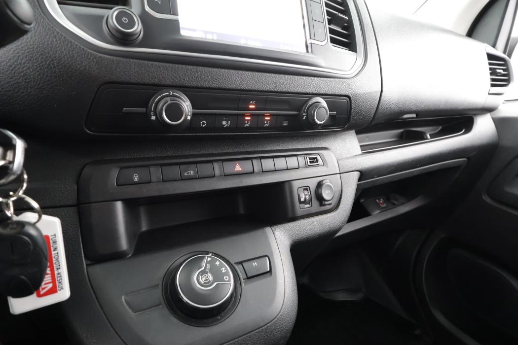 TOYOTA Proace 2023
