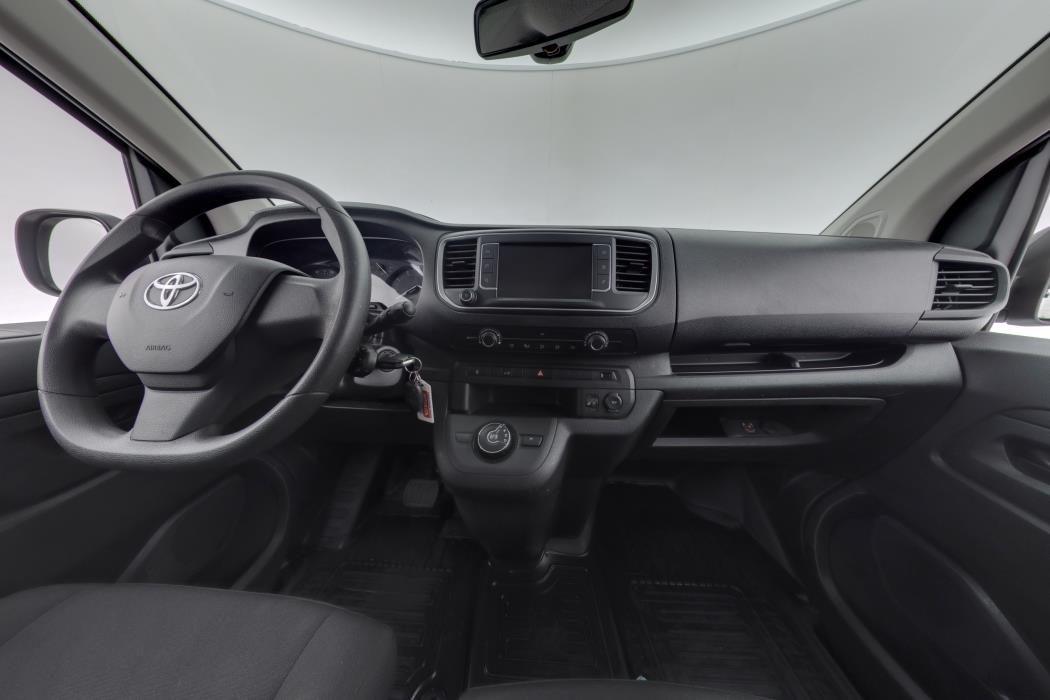 TOYOTA Proace 2023