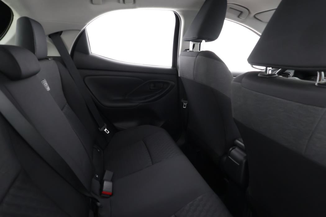 TOYOTA YARIS 2024