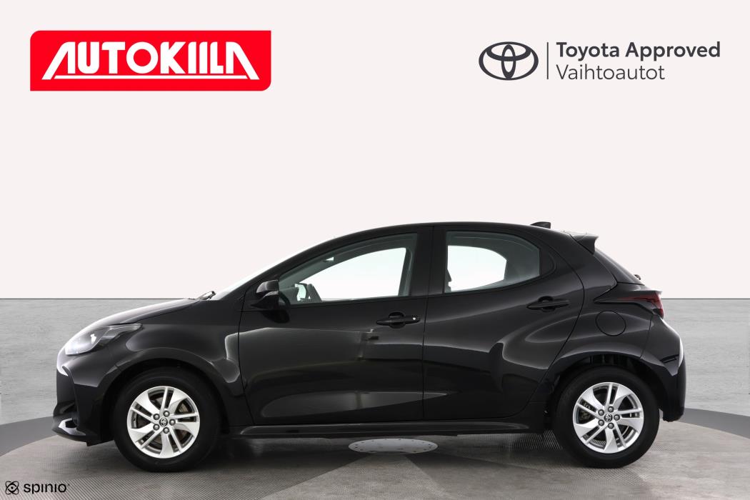 TOYOTA YARIS 2024