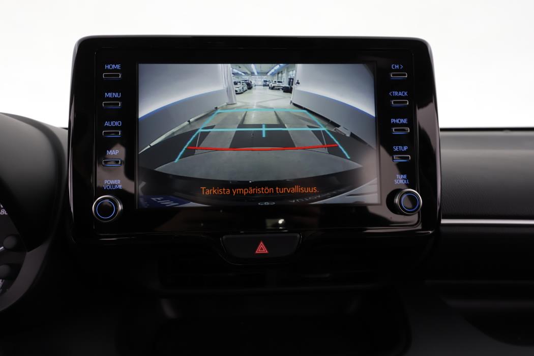 TOYOTA YARIS 2024