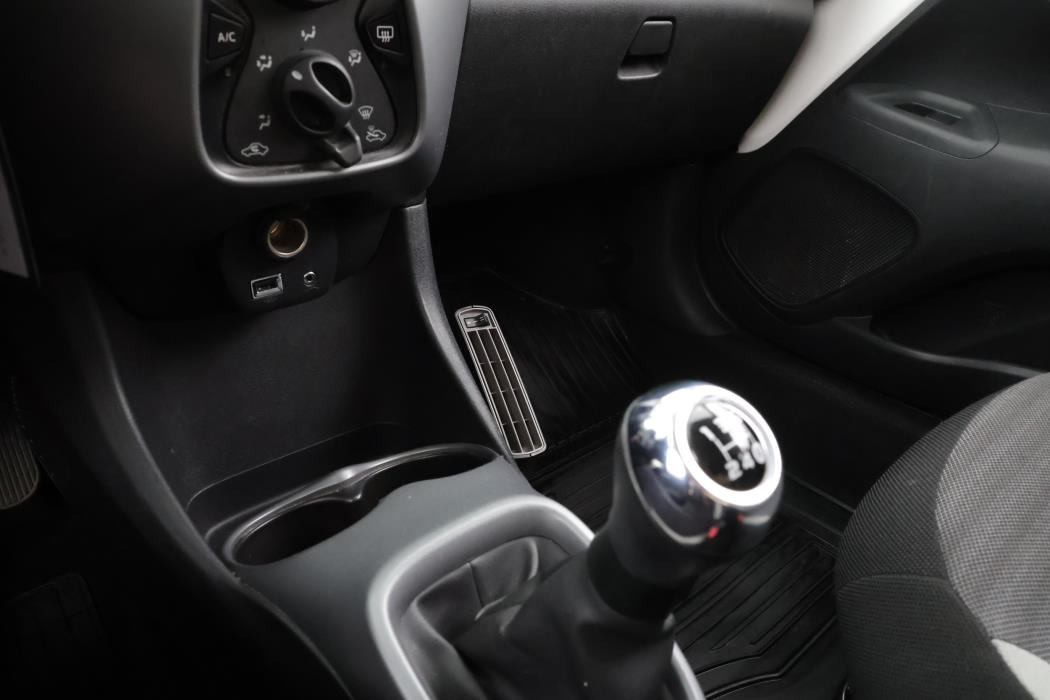 TOYOTA AYGO 2019