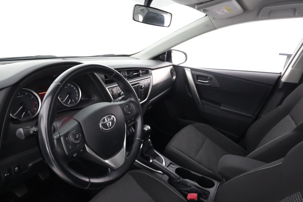 TOYOTA AURIS 2013