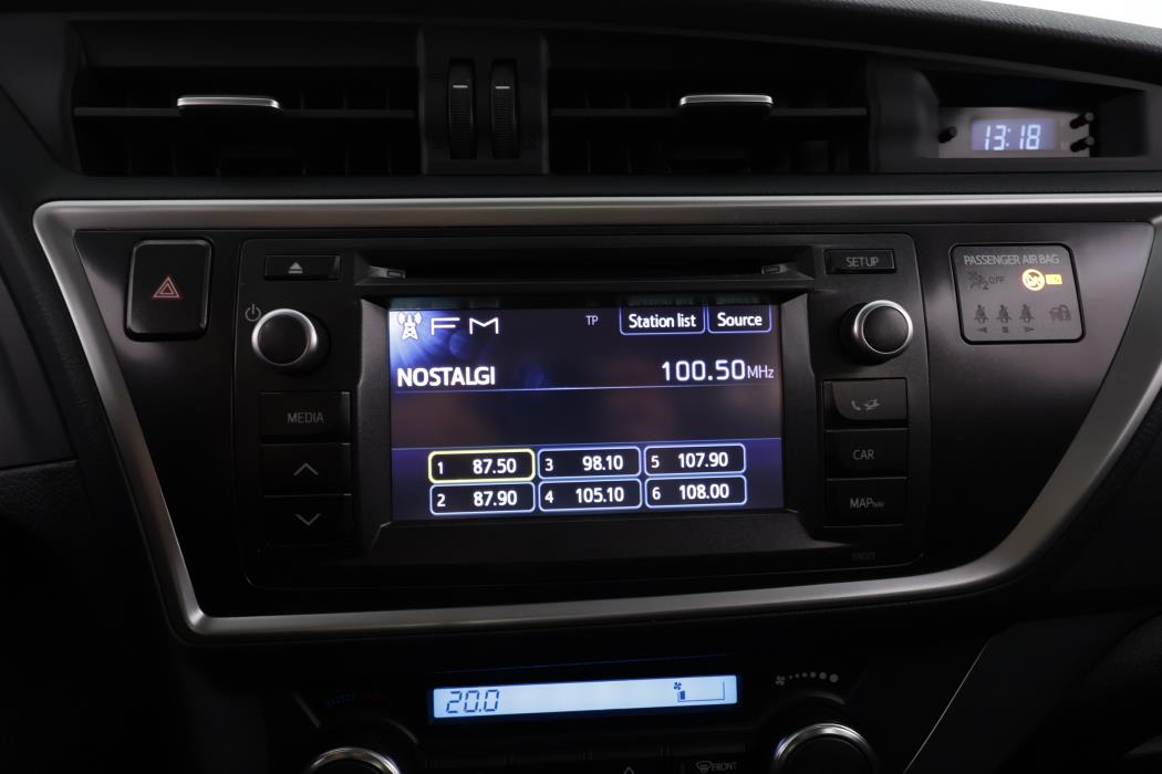 TOYOTA AURIS 2013