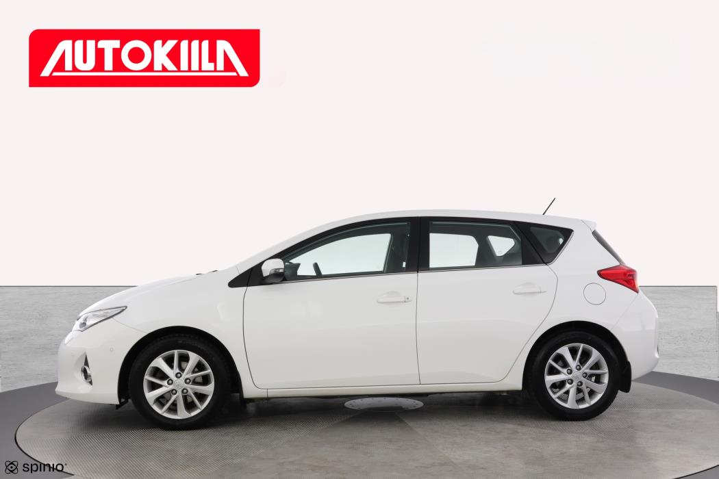TOYOTA AURIS 2013