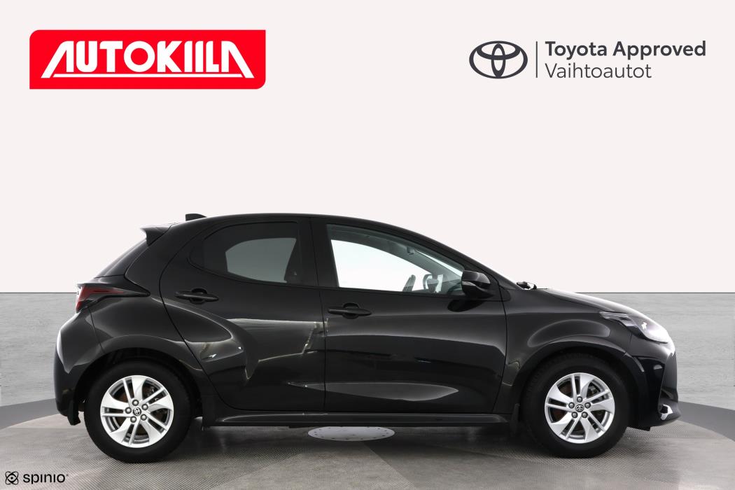 TOYOTA YARIS 2022