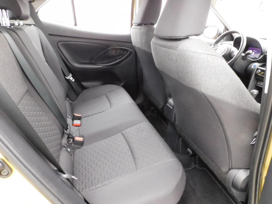 TOYOTA Yaris Cross 2024