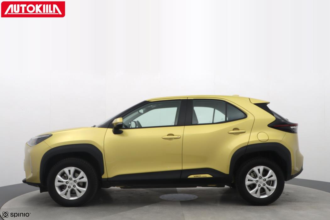 TOYOTA Yaris Cross 2024