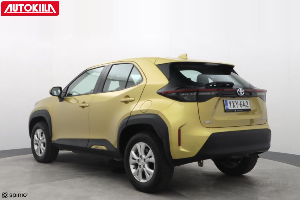 TOYOTA Yaris Cross 2024