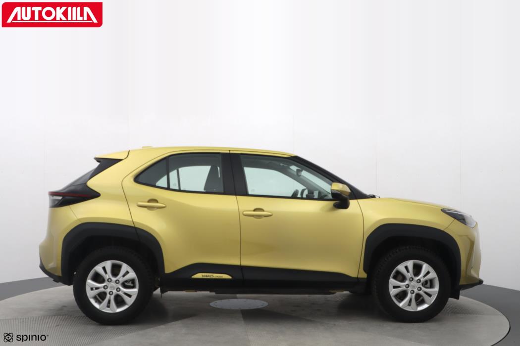 TOYOTA Yaris Cross 2024