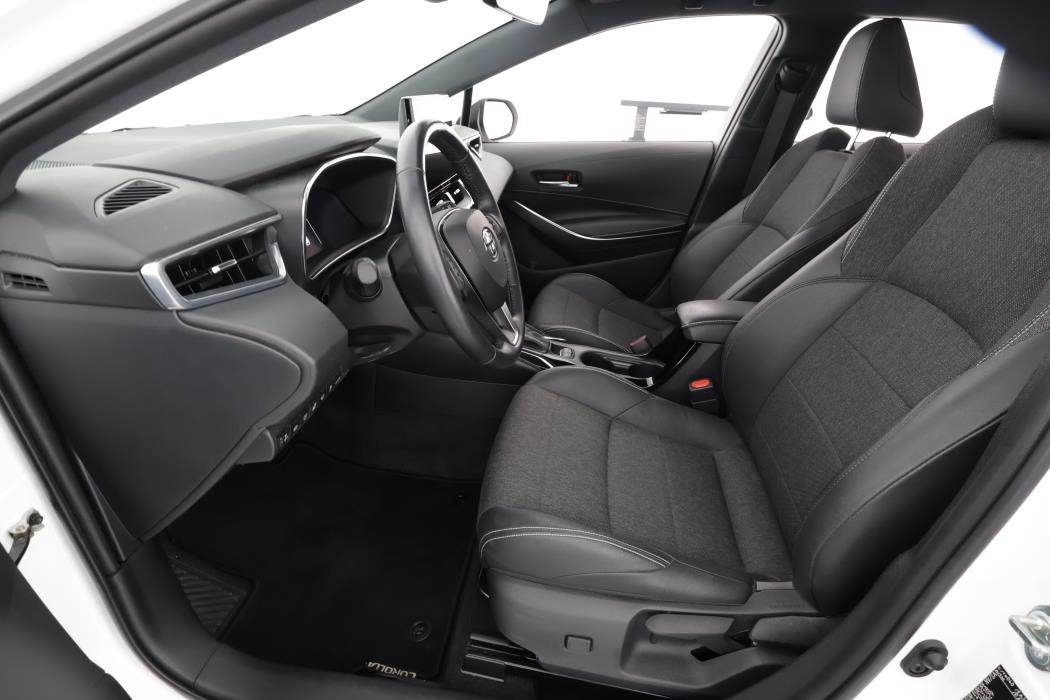 TOYOTA COROLLA 2024