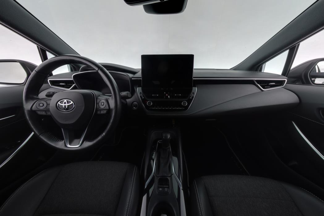 TOYOTA COROLLA 2024