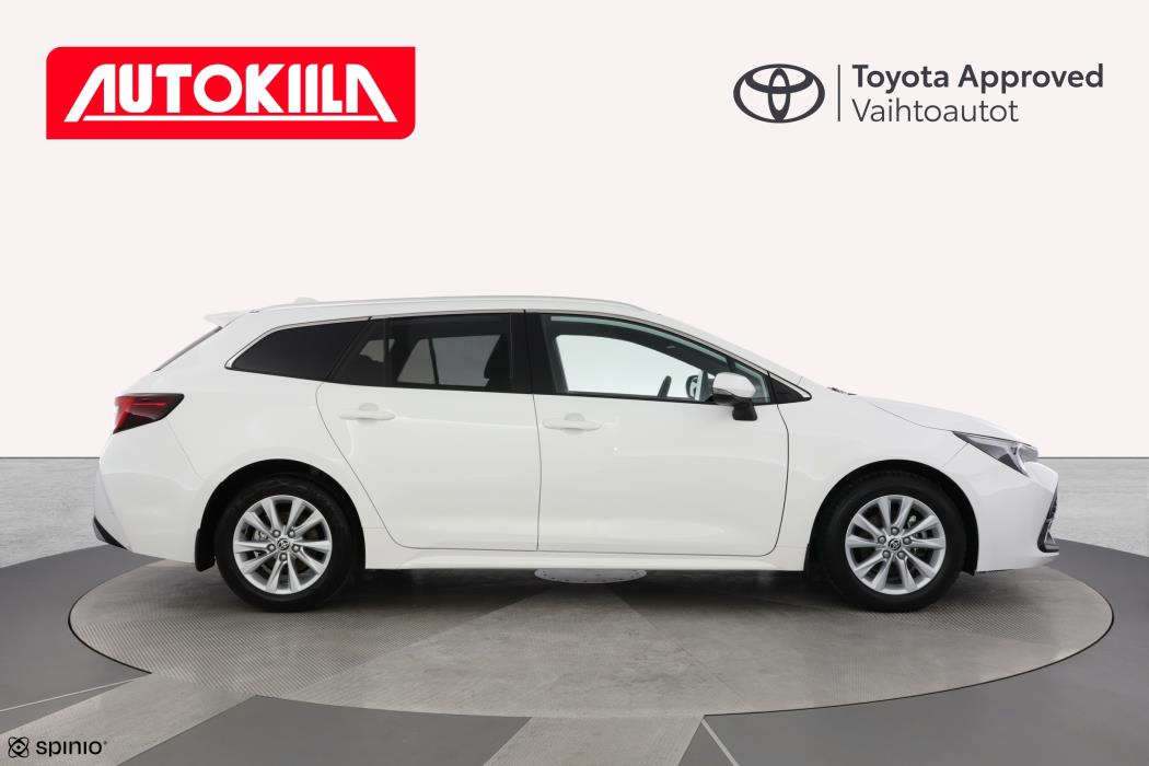TOYOTA COROLLA 2024