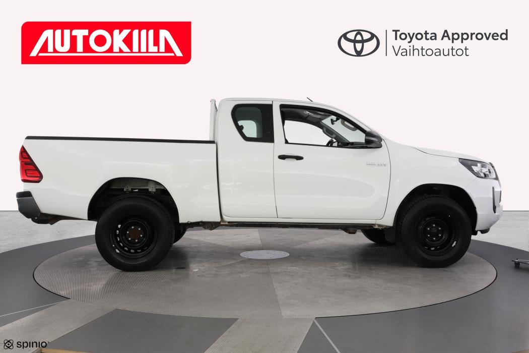 TOYOTA HILUX 2022
