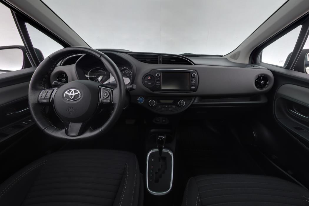 TOYOTA YARIS 2018