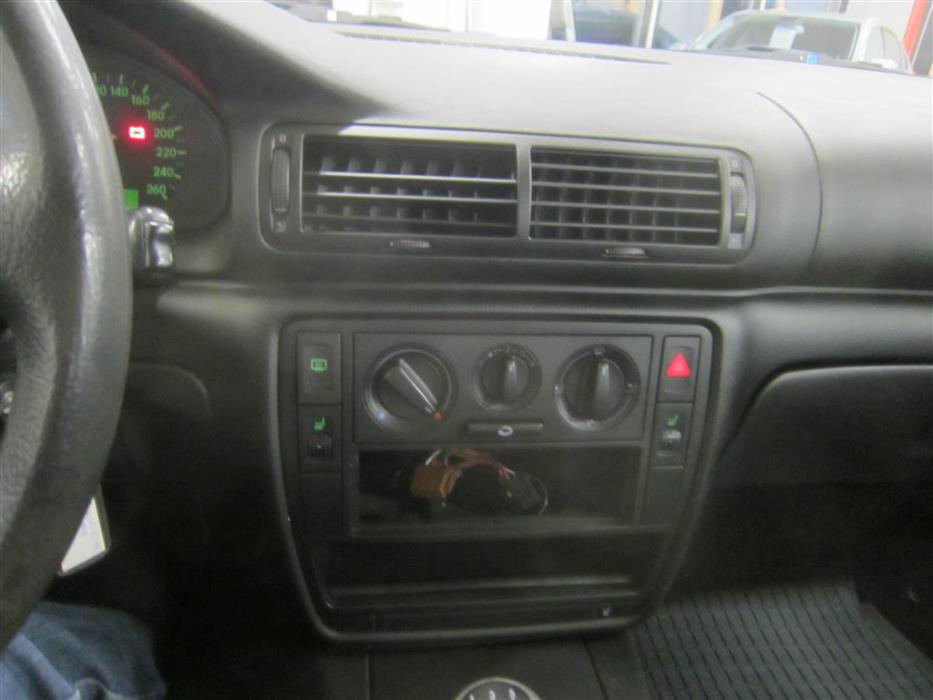 Volkswagen Passat 1998