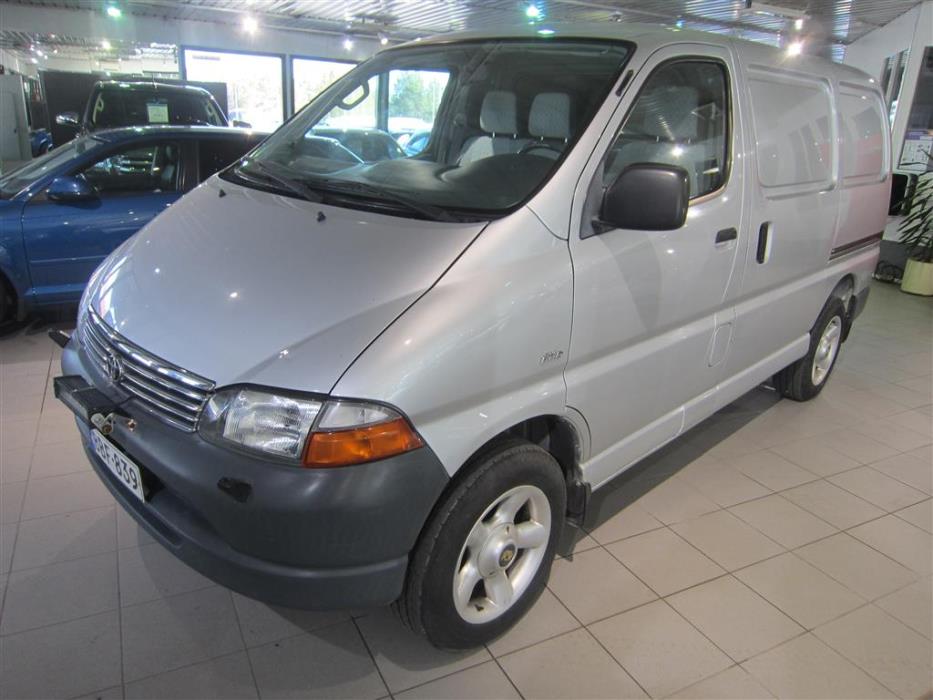 Toyota Hiace 2003