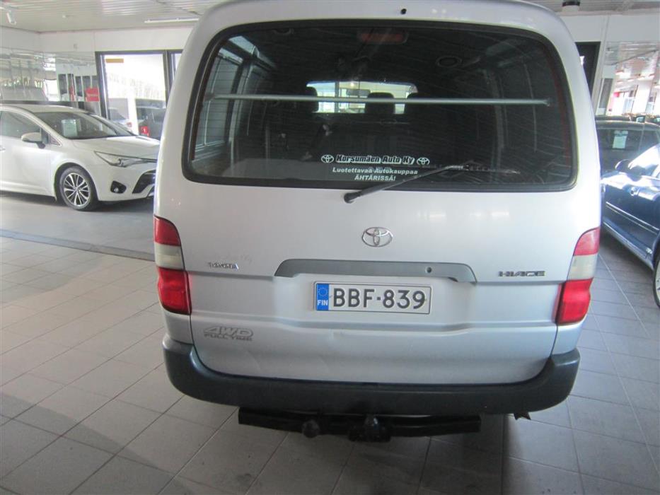 Toyota Hiace 2003