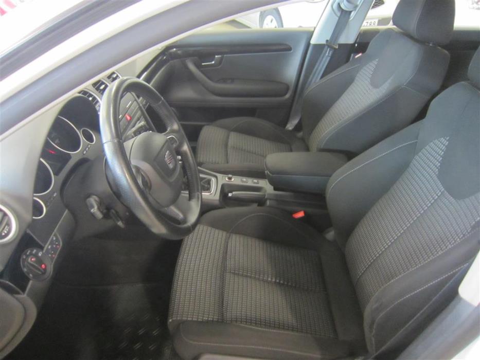 Seat Exeo ST 2011