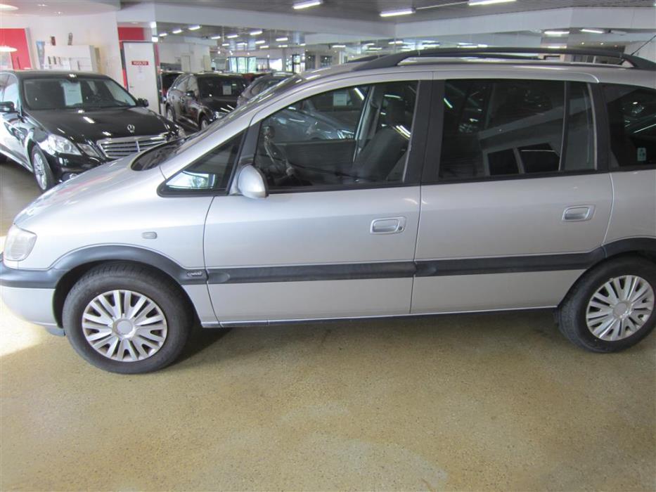 Opel Zafira 2003