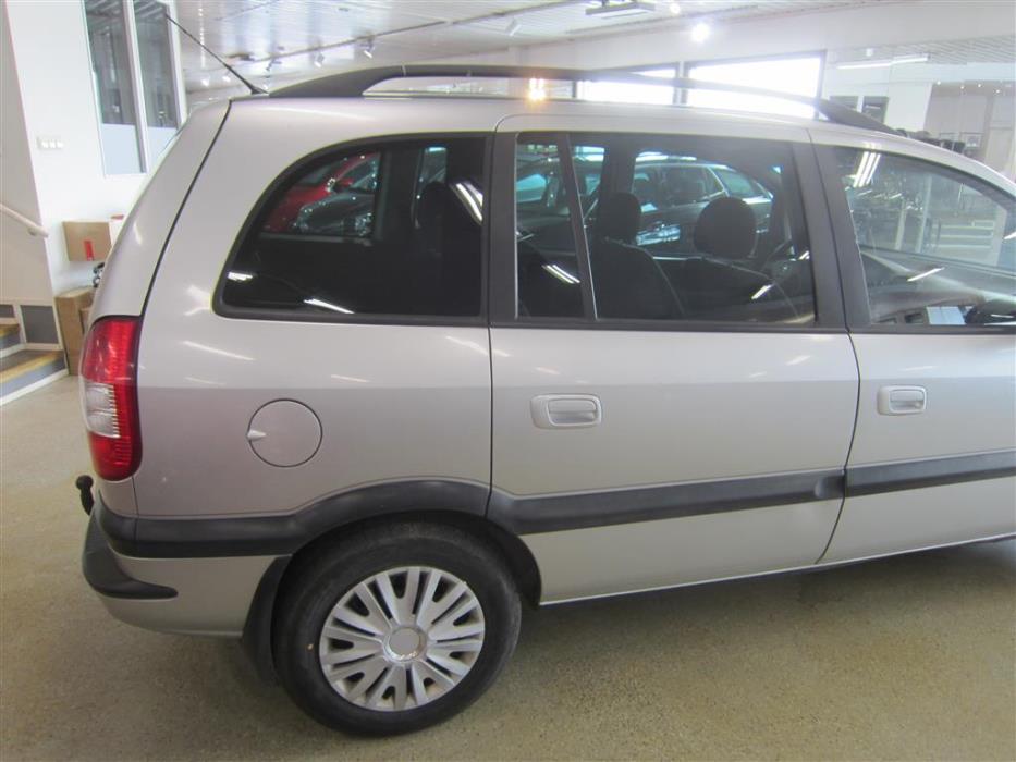 Opel Zafira 2003