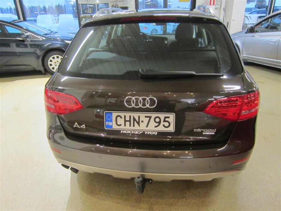 Audi A4 allroad quattro 2010