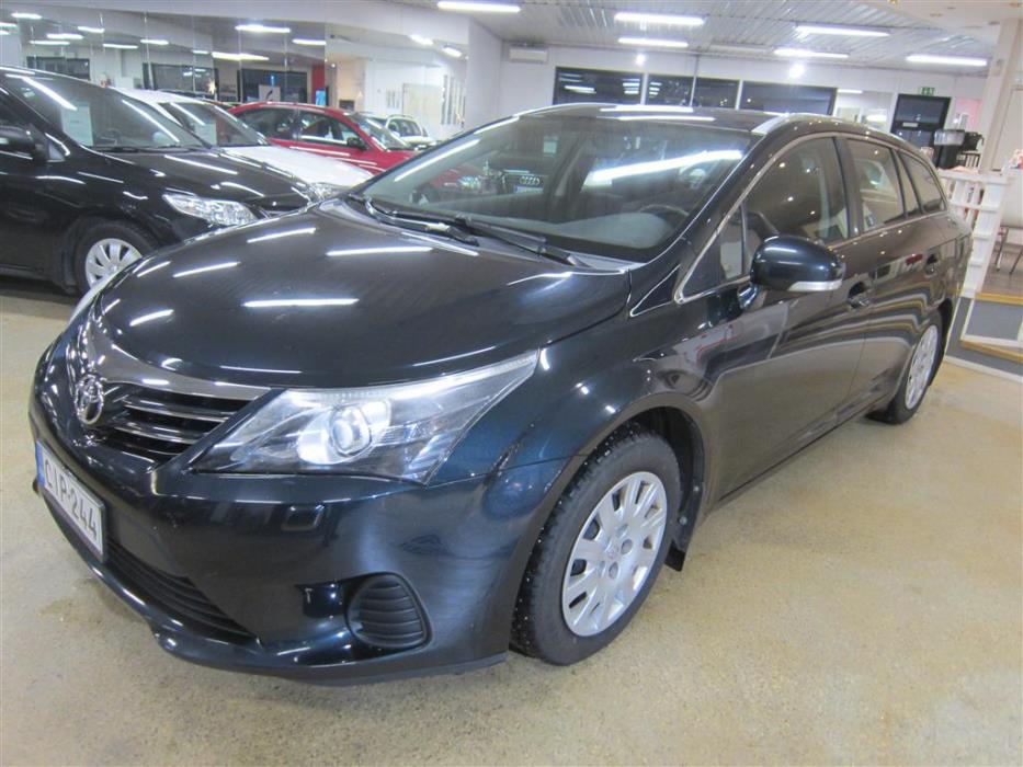 Toyota Avensis 2012