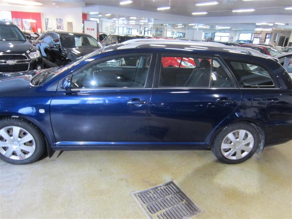 Toyota Avensis 2005