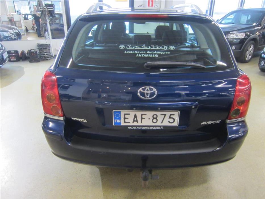 Toyota Avensis 2005