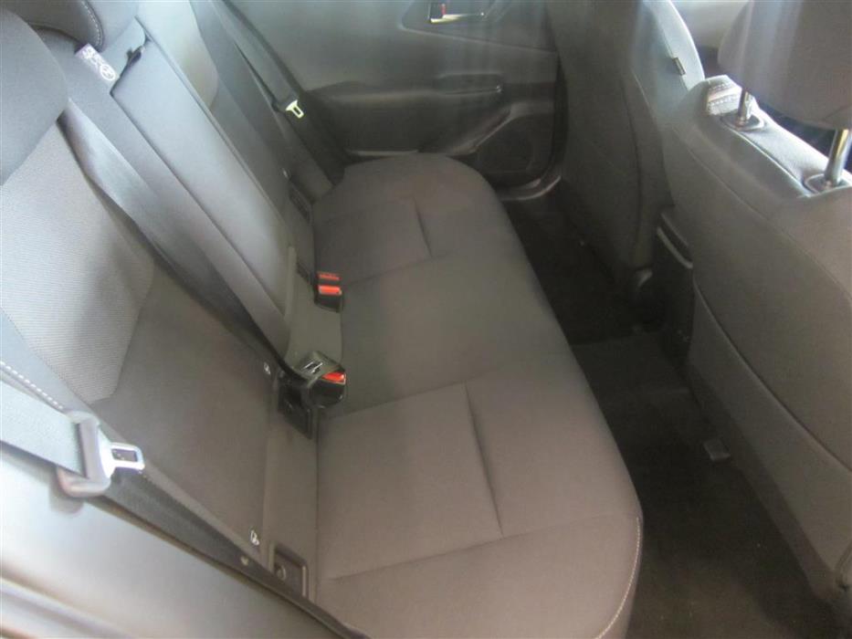 Toyota Prius Plug-in 2023