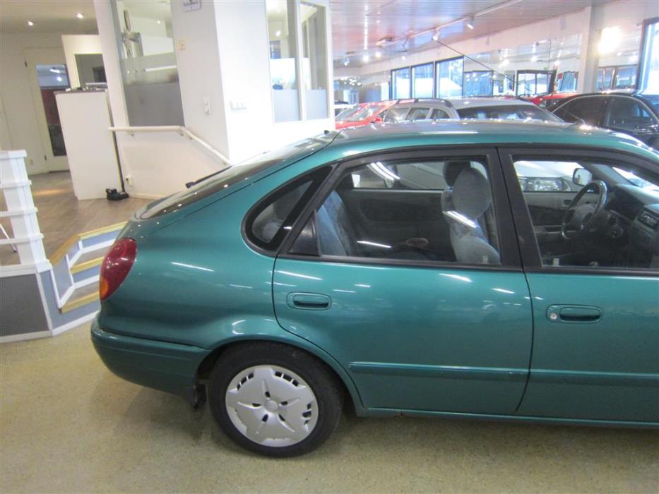 Toyota Corolla 1998