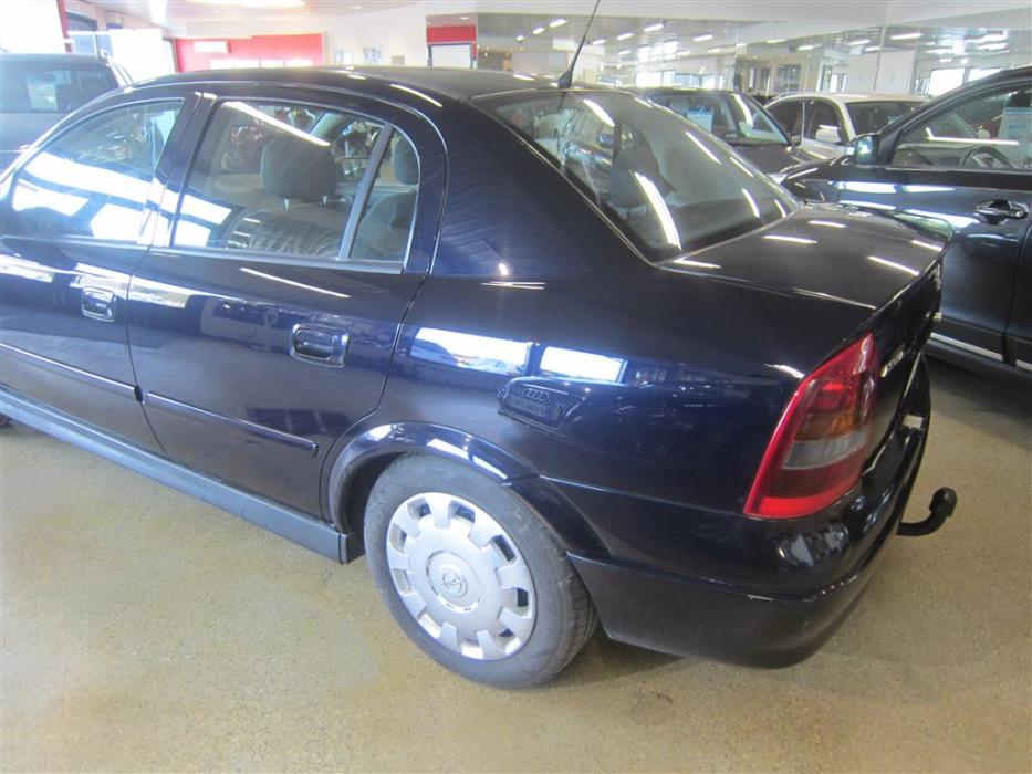 Opel Astra 2003