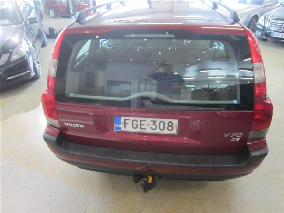Volvo V70 2003