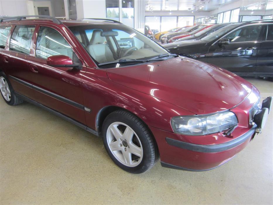 Volvo V70 2003