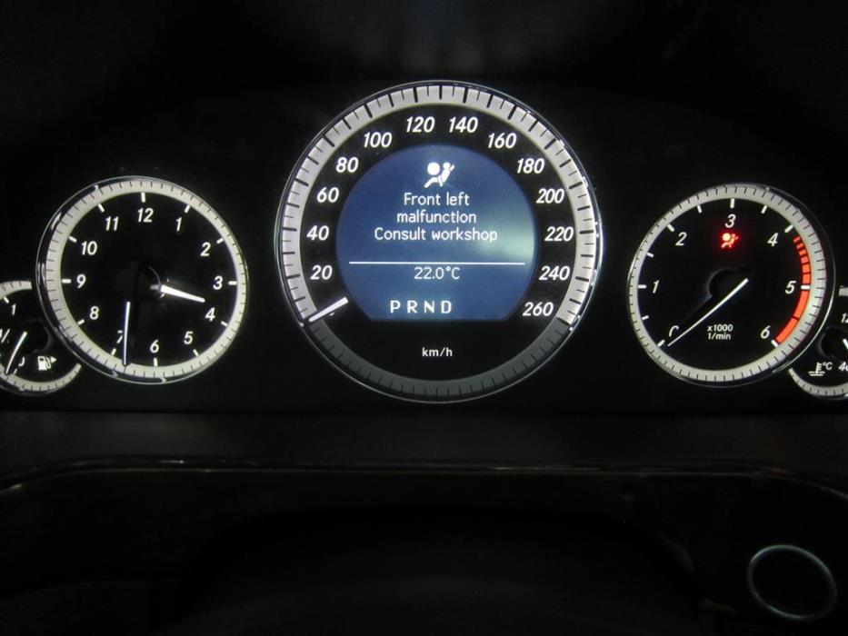 Mercedes-Benz E 2010